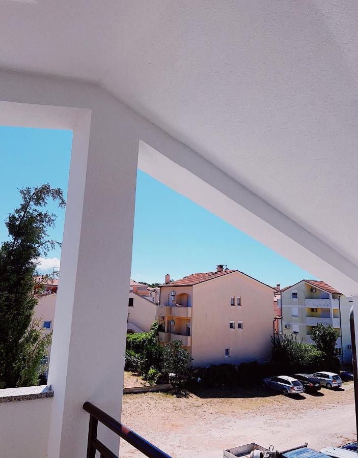 Apartmani Marin Medulin Bagian luar foto