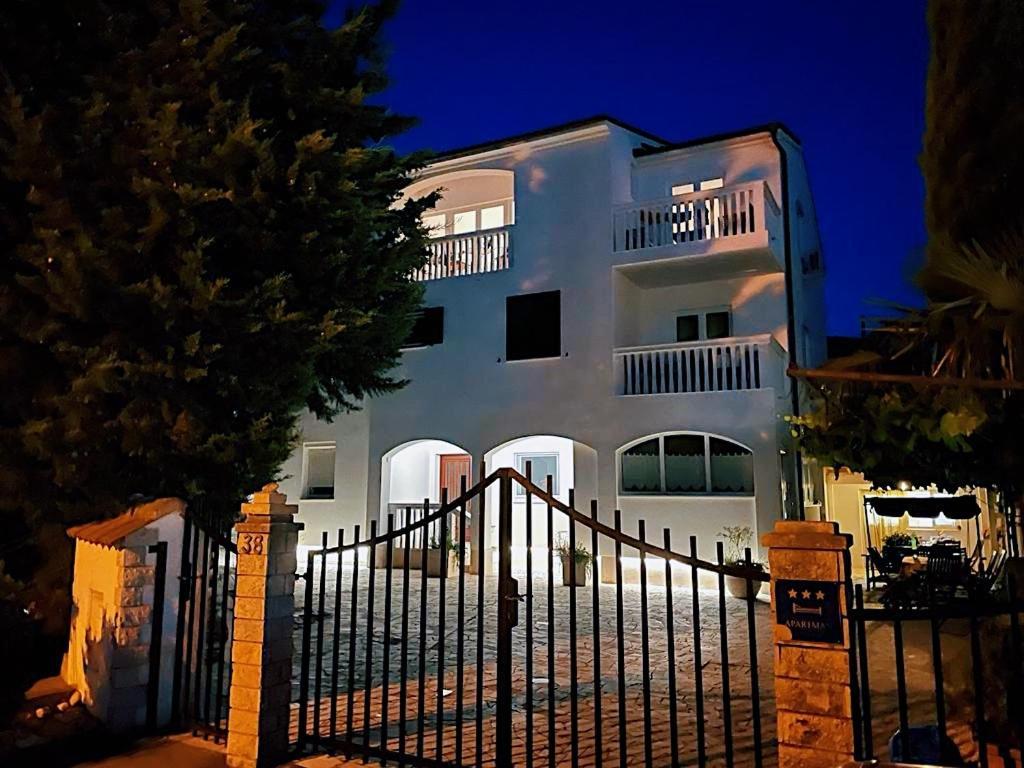 Apartmani Marin Medulin Bagian luar foto