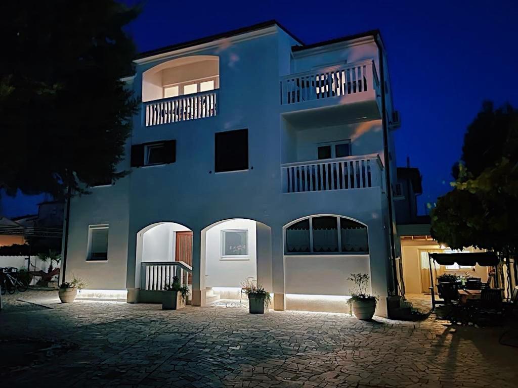 Apartmani Marin Medulin Bagian luar foto