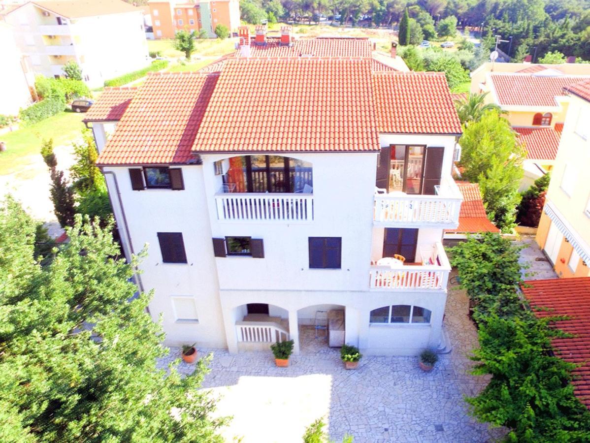 Apartmani Marin Medulin Bagian luar foto